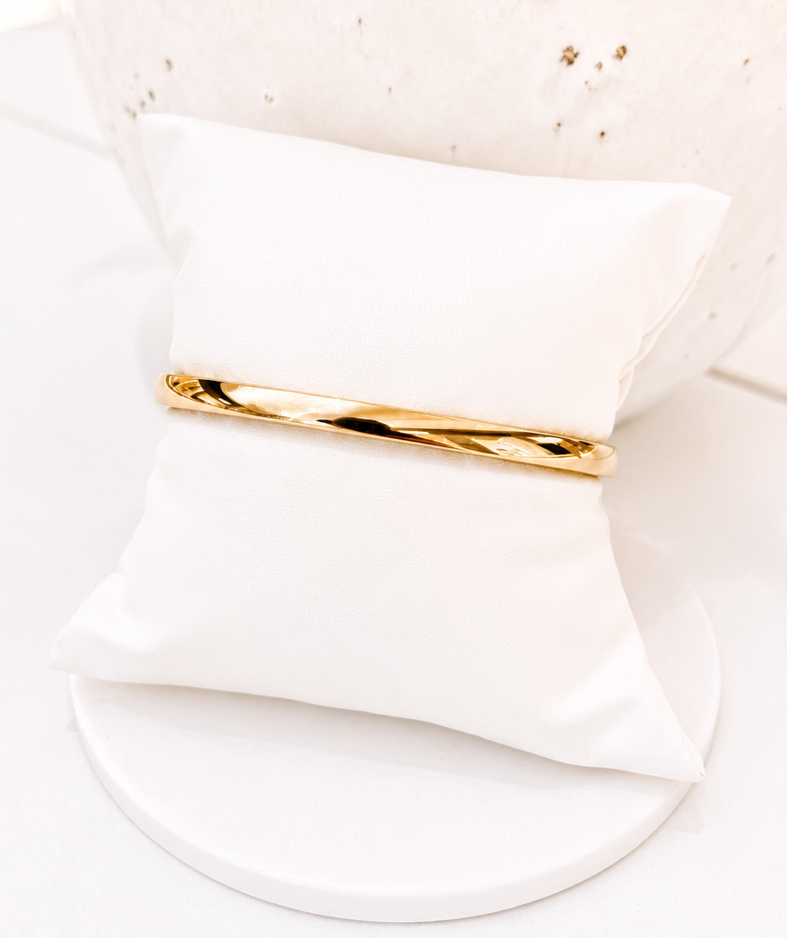 
                  
                    Sorella Bangle
                  
                