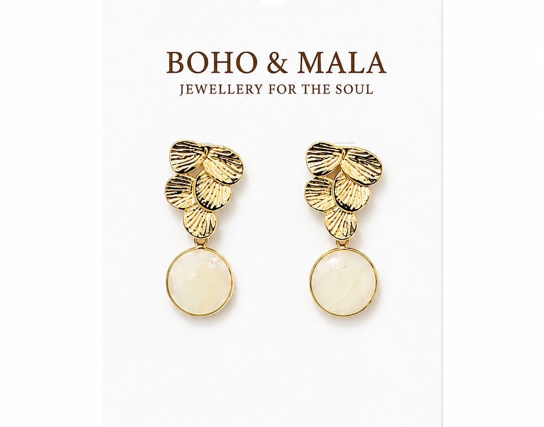 
                  
                    Pearl Elara Earring
                  
                