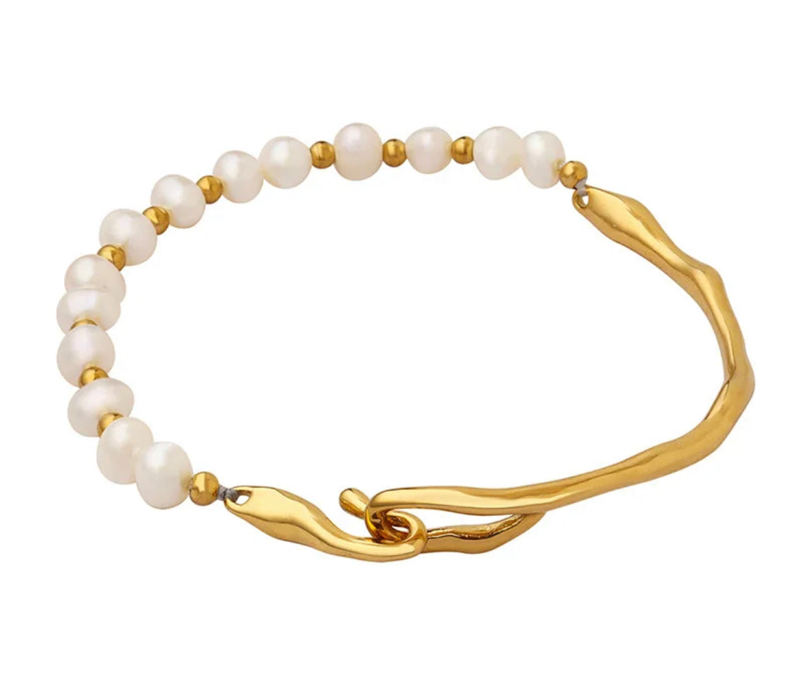 
                  
                    Boho & Mala Freshwater Pearl Gold Plated / Stainless Steel Bracelet
                  
                