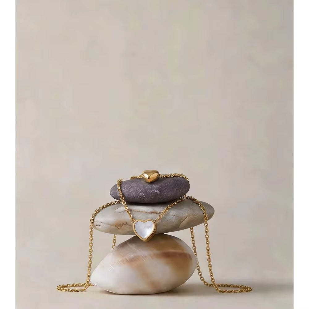 
                  
                    Layered Shell Heart Necklace
                  
                