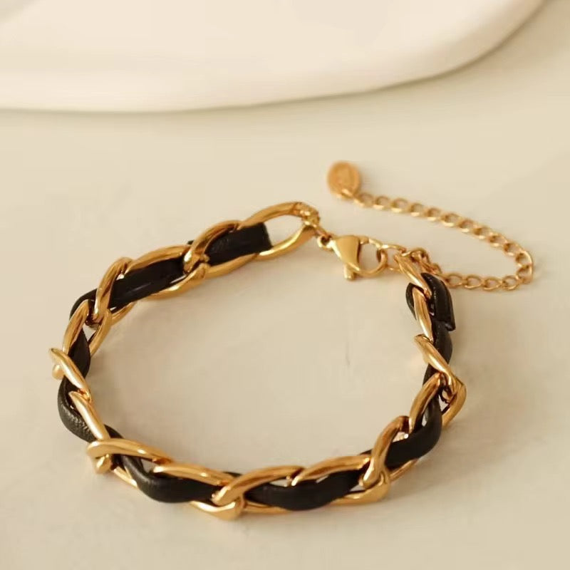 
                  
                    Noir Luxe Chain Bracelet
                  
                