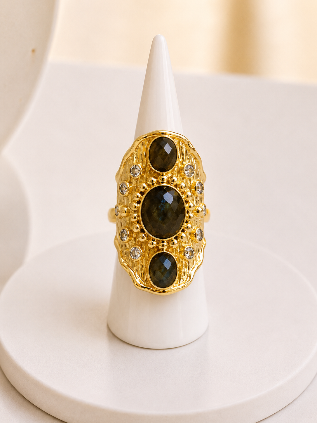 
                  
                    Solara Labradorite Ring
                  
                