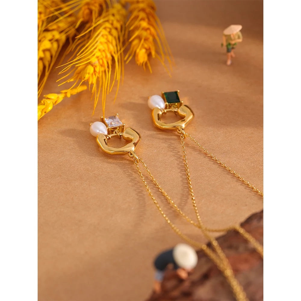 
                  
                    Wholesale Gold Pendant Necklaces at Boho & Mala
                  
                