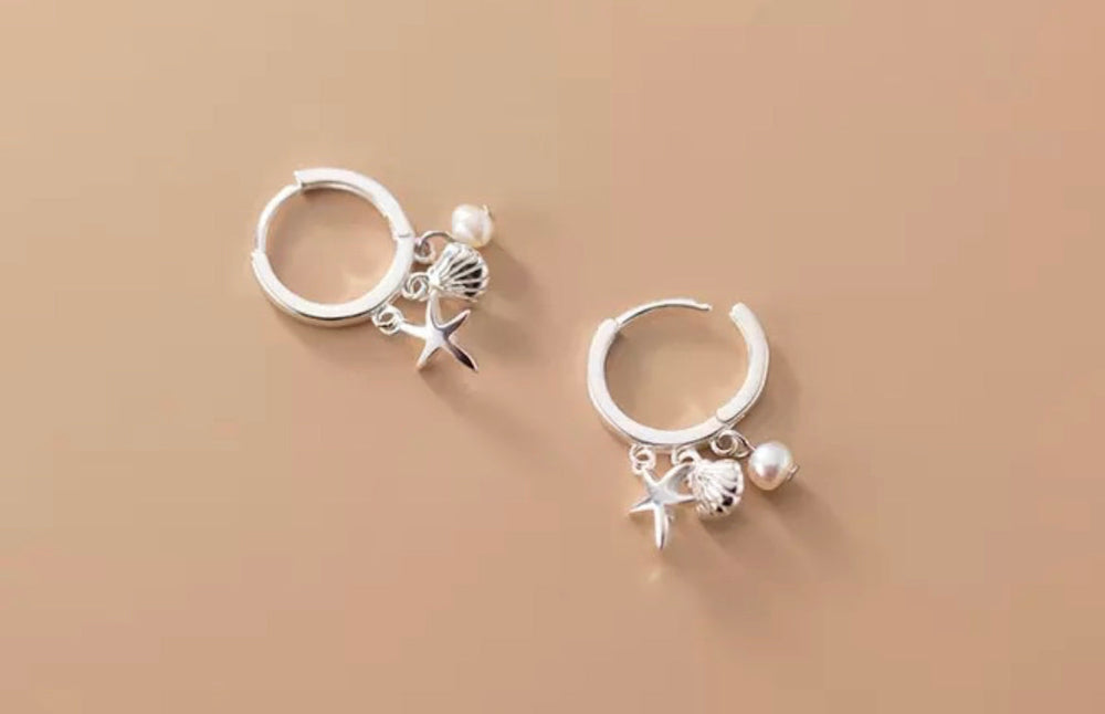 
                  
                    Boho & Mala Huggies 18k Gold Plated Seastar Pearl Hoop Earrings DE100041
                  
                