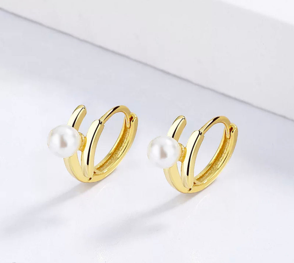 
                  
                    Boho & Mala Freshwater Pearl Huggies 18k Gold Plated Earrings DE100062
                  
                